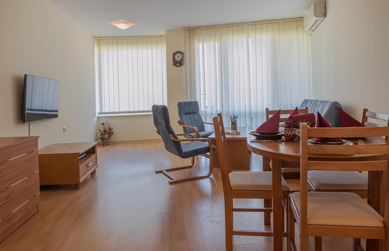 Privilege Beach Apartments สวิติ วลัส ภายนอก รูปภาพ