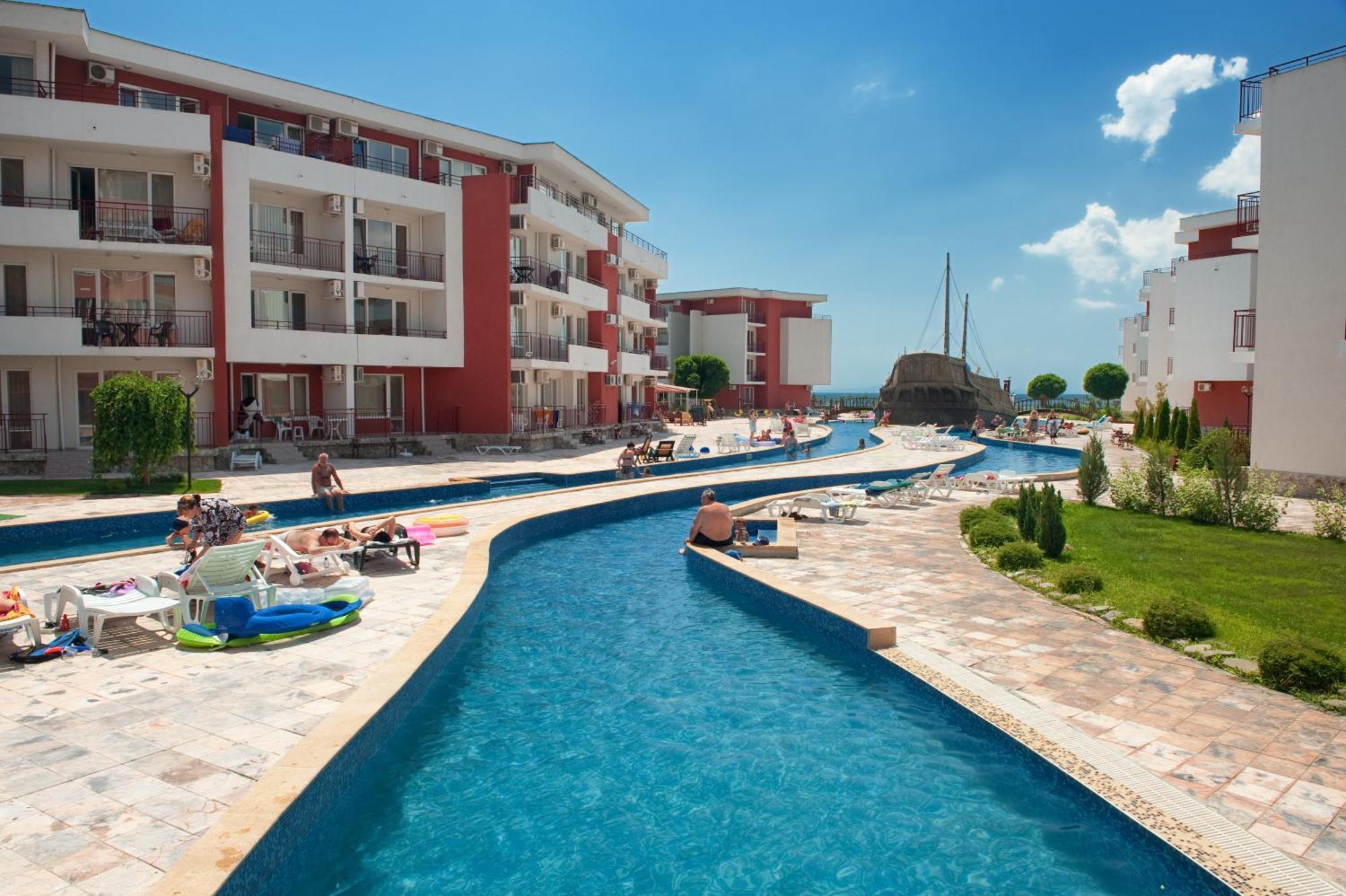 Privilege Beach Apartments สวิติ วลัส ภายนอก รูปภาพ