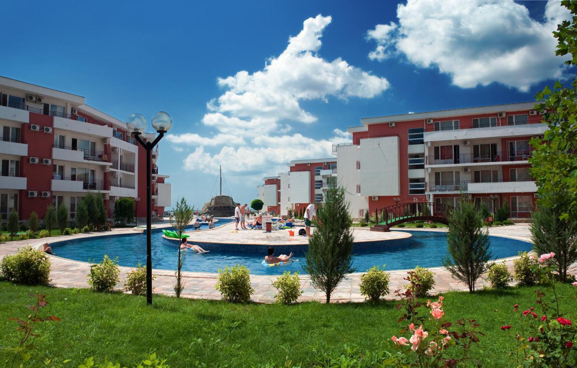 Privilege Beach Apartments สวิติ วลัส ภายนอก รูปภาพ
